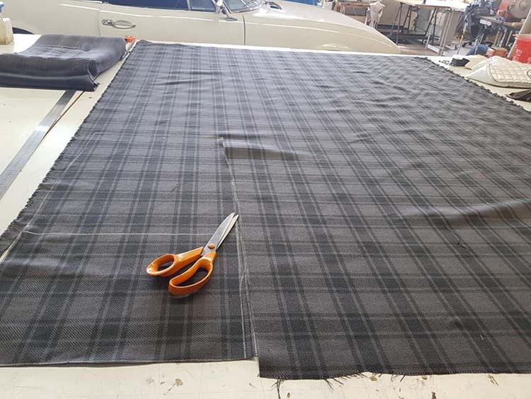 Garnisseur siège bateau Bon-Encontre